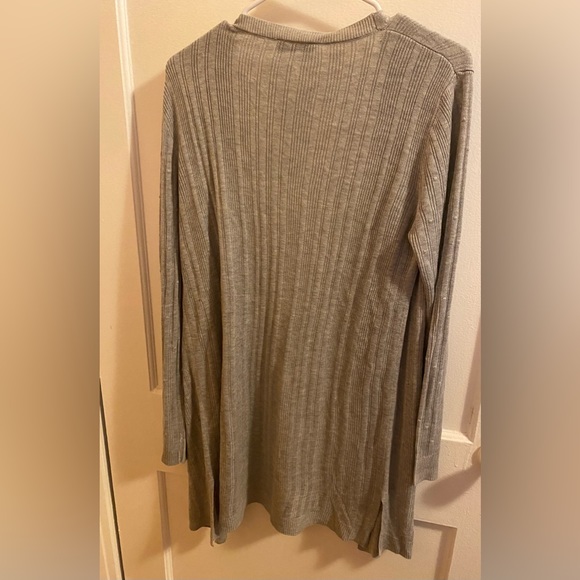 Women’s Cardigan - Picture 2 of 2